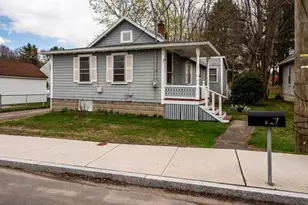 28 Whittier St, Dover, NH 03820 - Photo 3