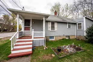 28 Whittier St, Dover, NH 03820 - Photo 5