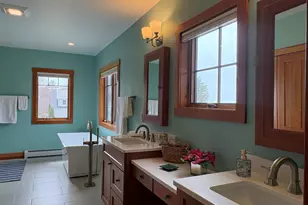 571 W Shore Rd, South Hero, VT 05486 - Photo 43