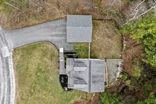 84 New Hampshire Dr, Webster, NH 03303 - Photo 3