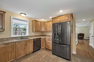 22 Duckworth Rd, Hebron, NH 03241 - Photo 21
