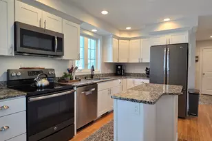 24 Cypress St, Concord, NH 03301 - Photo 7