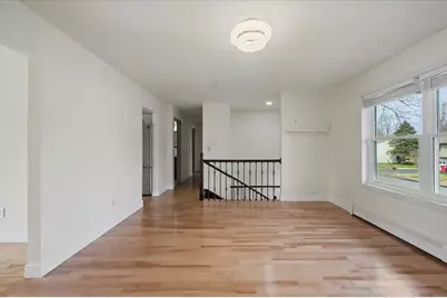 9 Hopkins Street, South Burlington, VT 05403 - Photo 5