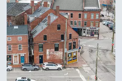 8 Bow Street, Portsmouth, NH 03801 - Photo 5