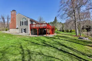 155 Robinson Rd, Hudson, NH 03051 - Photo 5