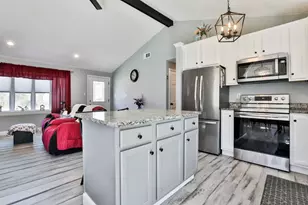 155 Robinson Rd, Hudson, NH 03051 - Photo 17