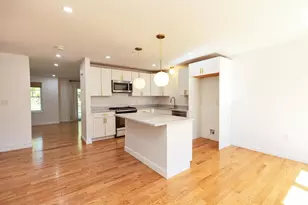 163 Woodview Way, Manchester, NH 03102 - Photo 7