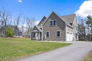 44 Sheffield St, Windham, NH 03087 - Photo 37