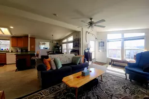 3 Sunset Ave, Franklin, NH 03235 - Photo 7