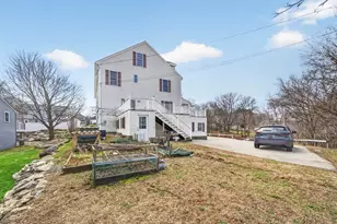 160 S Elm St, Manchester, NH 03103 - Photo 29