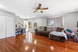 160 S Elm St, Manchester, NH 03103 - Photo 5