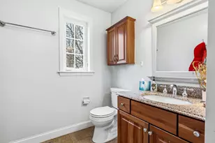 160 S Elm St, Manchester, NH 03103 - Photo 7