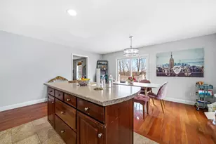 160 S Elm St, Manchester, NH 03103 - Photo 11
