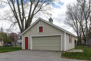 8 Princeton St, Concord, NH 03301 - Photo 5