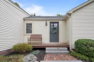64 Kingston Rd, Exeter, NH 03833 - Photo 3