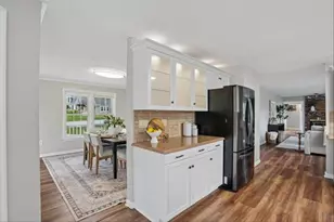 137 Peele Rd, Nashua, NH 03062 - Photo 13