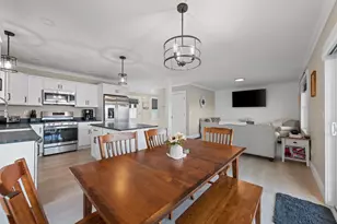 13 Opechee St, Laconia, NH 03246 - Photo 9
