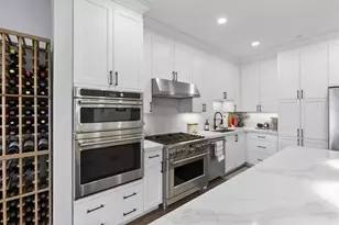 18 Artisan Dr, Salem, NH 03079 - Photo 5