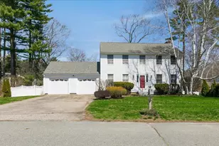 39 Norton Rd, Hampton, NH 03842 - Photo 3