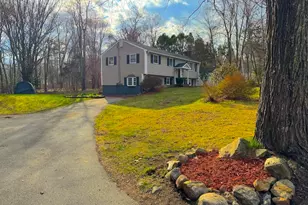 30 Highland St, Newton, NH 03858 - Photo 5