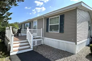 75 Hilton Ave, Exeter, NH 03833 - Photo 17