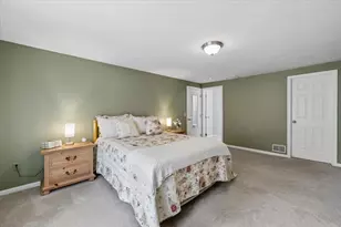 12 Butterfield Ln, Bedford, NH 03110 - Photo 25