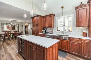 13 Johnson St, Windham, NH 03087 - Photo 17