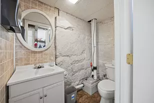285 Pleasant St, Concord, NH 03301 - Photo 45