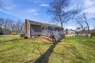 26 Bedard Ave, Derry, NH 03038 - Photo 31