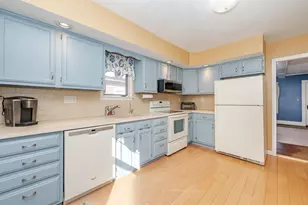 44 N Adams St, Manchester, NH 03104 - Photo 9