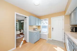 44 N Adams St, Manchester, NH 03104 - Photo 11