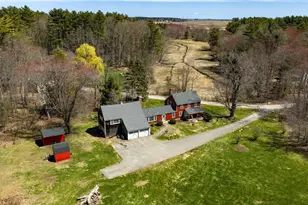 16 Marsh Ln, Hampton Falls, NH 03844 - Photo 3