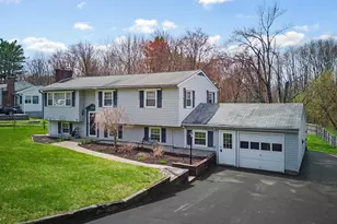 11 Whitehall Terrace, Hooksett, NH 03106 - Photo 3