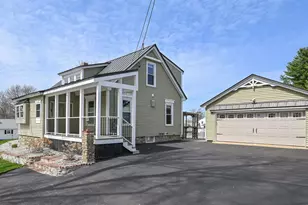 16 Hale Ave, Hooksett, NH 03106 - Photo 3