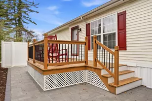 16 Shilah Dr, Derry, NH 03038 - Photo 5