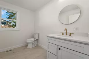 60 Horne St, Dover, NH 03820 - Photo 17