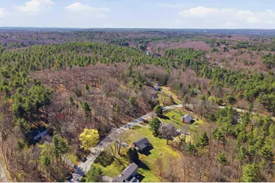 21 Brook Drive, Hudson, NH 03051 - Photo 1