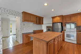 9 Isabella Dr, Londonderry, NH 03053 - Photo 19