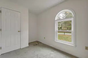 9 Isabella Dr, Londonderry, NH 03053 - Photo 29