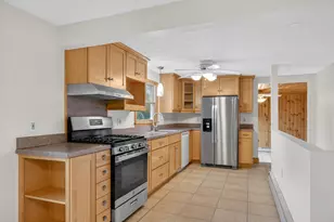 13 Darryl Ln, Salem, NH 03079 - Photo 15