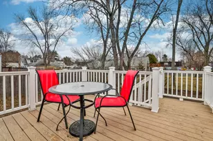 8 Kingston Dr, Nashua, NH 03060 - Photo 5