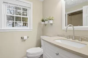 62 Shepherd Rd, Manchester, NH 03104 - Photo 17