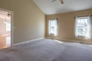 12 Torrey Pines Cir, Plaistow, NH 03865 - Photo 27