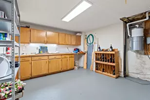 12 Magazine St, Bedford, NH 03110 - Photo 47