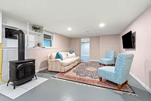 12 Magazine St, Bedford, NH 03110 - Photo 41