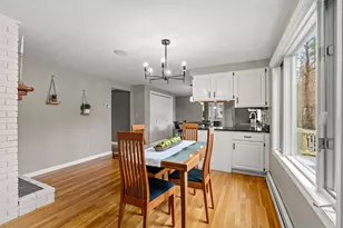 12 Magazine St, Bedford, NH 03110 - Photo 9