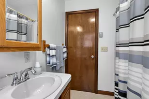 121 Chestnut Dr, Gilford, NH 03249 - Photo 23