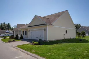 12 Torrey Pines Cir, Plaistow, NH 03865 - Photo 45