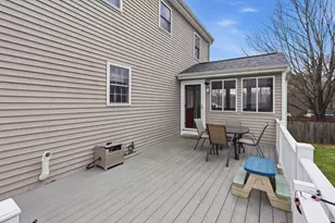 15 Taschereau Blvd, Nashua, NH 03062 - Photo 9