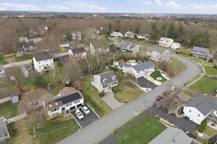 15 Taschereau Blvd, Nashua, NH 03062 - Photo 5